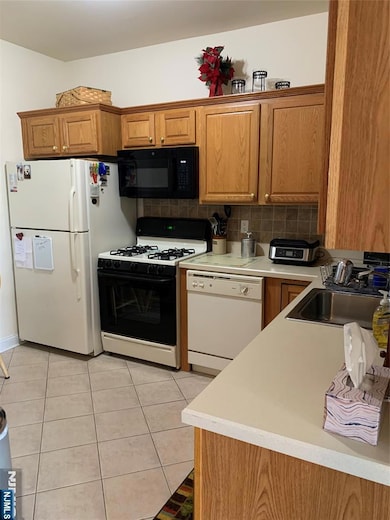 520 Victor St unit 49, Saddle Brook, NJ 07663 - photo 6