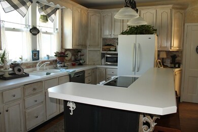 Kitchen Island