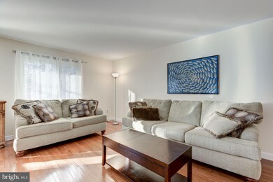 406 Troy Ct SE, Vienna, VA 22180 - photo 5