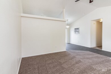 712 E Florida Ave, Nampa, ID 83686 - photo 4