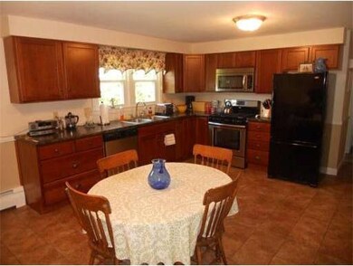 222 Providence Rd, South Grafton, MA 01560 - photo 4