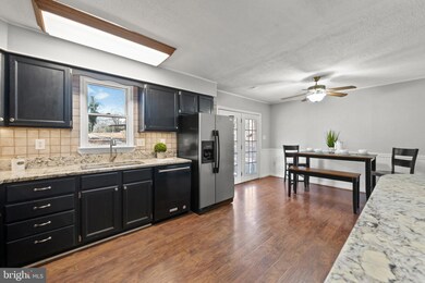 3819 Whippoorwill Ln, White Plains, MD 20695 - photo 5