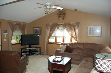 Large family room with vaulted ceilings plenty of 