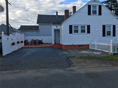 344 Mendon Ave, Pawtucket, RI 02861 - photo 5