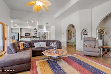 8-web-or-mls-13932 E Plaza Ocho Puntas-1