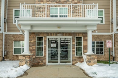 8350 Ep True Pkwy unit 3102, West Des Moines, IA 50266 - photo 2