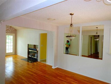 7 Charles Cir, Eureka Springs, AR 72632 - photo 3