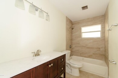Quince master bath
