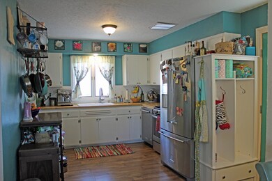 Kitchen 2<|><|>