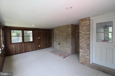 17737 Silcott Springs Rd, Purcellville, VA 20132 - photo 5