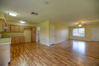 006_Nook - Kitchen - Living