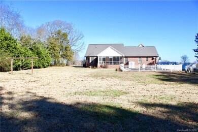 2393 Killian Rd, Lincolnton, NC 28092 - photo 4