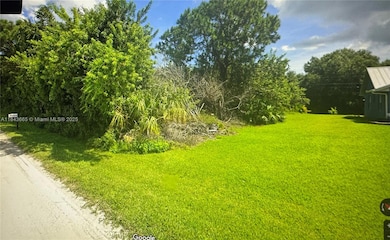 8966 101st Ct, Vero Beach, FL 32967 - photo 2