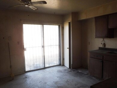 11413 Jack Cupit Ln, El Paso, TX 79936 - photo 7