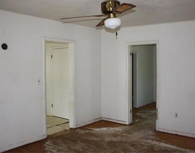 917 N Main St, Bentonville, AR 72712 - photo 5