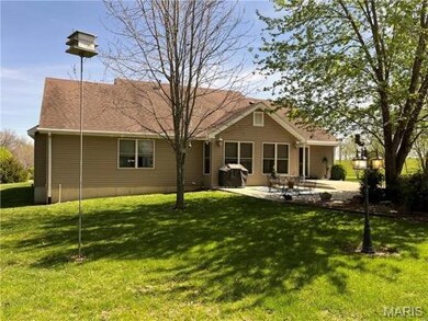 155 Zalabak Rd, Hawk Point, MO 63349 - photo 5