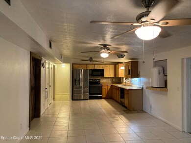 1650 N Lilac Cir, Titusville, FL 32796 - photo 5