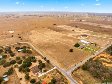 101 County Road 319, La Vernia, TX 78121 - photo 4
