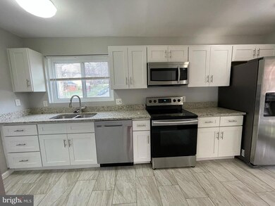 unlisted-address, Oxon Hill, MD 20745 - photo 2