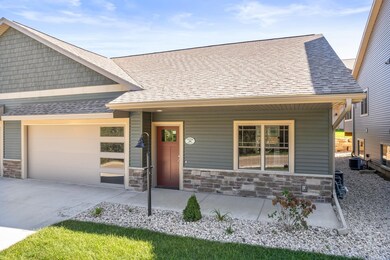 28 Sienna Hills Cir, Mount Horeb, WI 53572 - photo 2