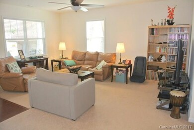 35 Foxtail Ct unit 17, Hendersonville, NC 28792 - photo 3