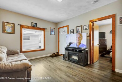 1312 W Barnes Ave, Lansing, MI 48910 - photo 7