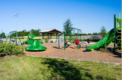 18114 Robin Creek Dr, Hockley, TX 77447 - photo 5