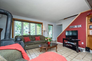 29 Endicott Dr, Westborough, MA 01581 - photo 4