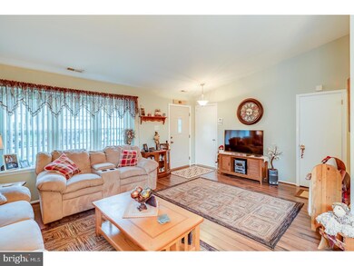 10 Horseshoe Ct, Atco, NJ 08004 - photo 5