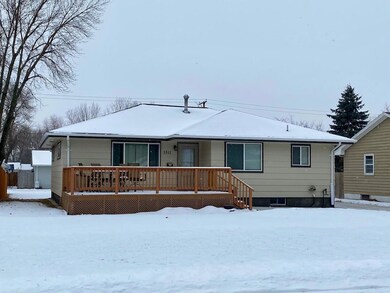 1511 E 3rd Ave, Mitchell, SD 57301 - photo 2