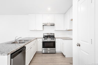 11058 Tree Line, San Antonio, TX 78223 - photo 6