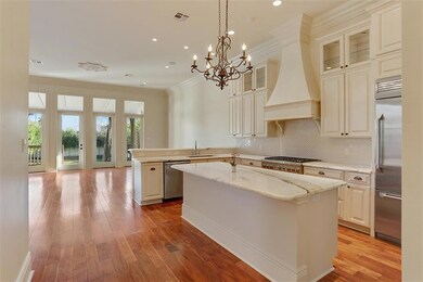 Beautiful open Kitchen