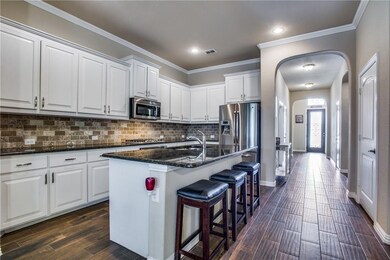 4004 Crosstrees Dr, Denton, TX 76210 - photo 5