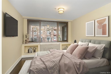 Novo 64 unit 207S, Forest Hills, NY 11375 - photo 3