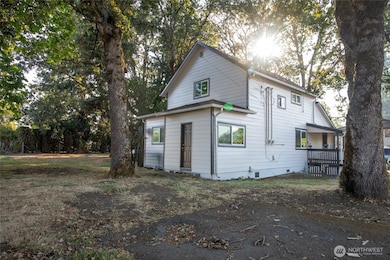 565 Mcnaught Rd S unit 1&2, Roy, WA 98580 - photo 2