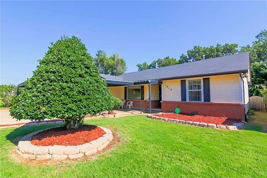 1613 NE 39th St, Oklahoma City, OK 73111 - photo 2