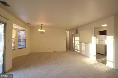 103 Claridge Ct unit 5, Princeton, NJ 08540 - photo 4