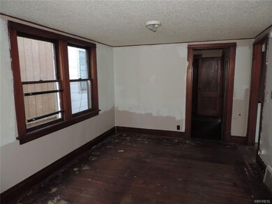 Unit 1: dining room.