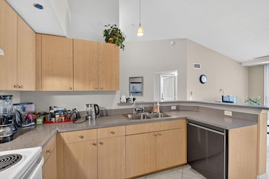 1017 Villa Cir, Boynton Beach, FL 33435 - photo 6