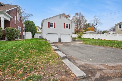 36 Douglas Rd, Bristol, CT 06010 - photo 5