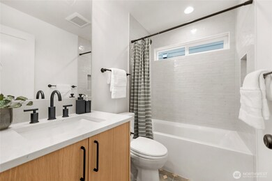 4048 32nd Ave W unit B, Seattle, WA 98199 - photo 7