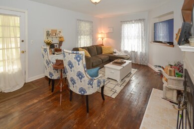 260 E Emmett St-103