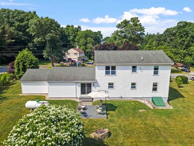 98 Gowing Rd, Hudson, NH 03051 - photo 4