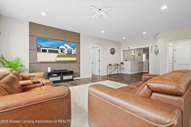 5603 Copper Creek Dr, Haslett, MI 48840 - photo 7