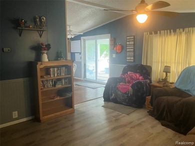 402 Katie Ln, Morrice, MI 48857 - photo 5