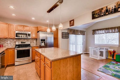 188 Park Rd, Pasadena, MD 21122 - photo 3