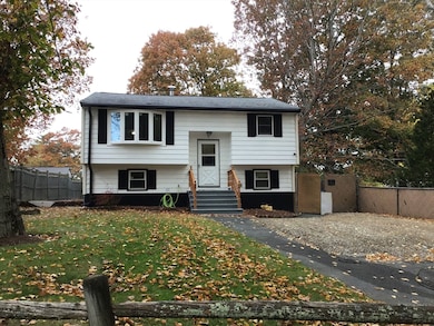 16 Bagley Rd, Holbrook, MA 02343 - photo 2