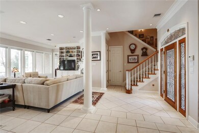 BEAUTIFUL ENTRANCE WITH CHARMING LEADED GLASS DOOR
