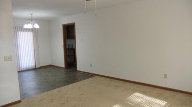 829 W Wollard St, Bolivar, MO 65613 - photo 6