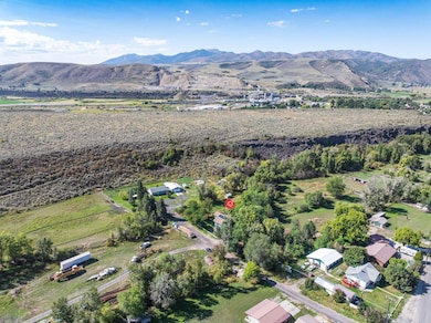 651 Steed Rd, Inkom, ID 83245 - photo 6